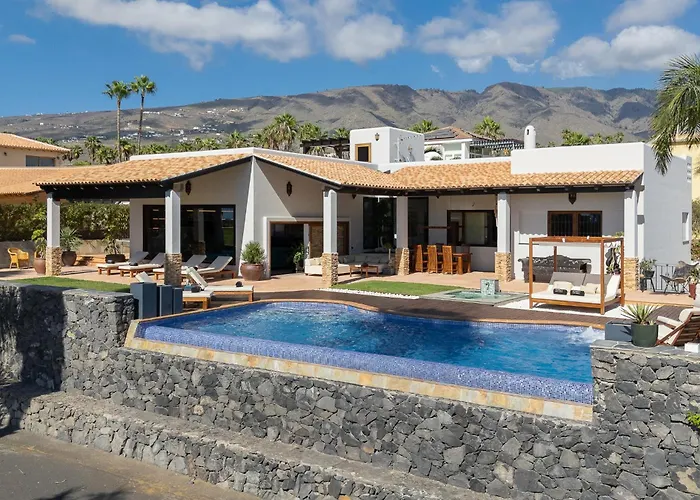 Karat Samarin Tatil Evi