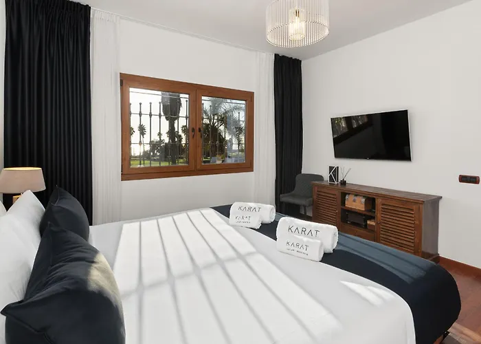 Karat Samarin Tatil Evi Costa Adeje