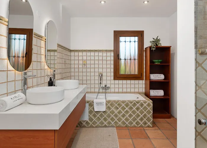 Karat Samarin Costa Adeje (Tenerife)